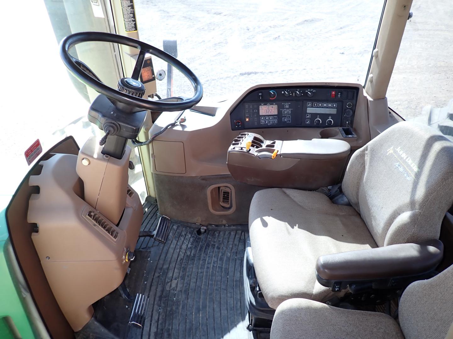 ./imagenes/INVOICE/2019/16500/TRACTOR JOHN DEERE_9520 (13).JPG